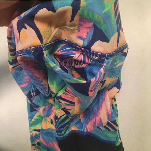 VS PINK Ultimate High Waist Tropical Mesh Leggings - Picture 6 of 6